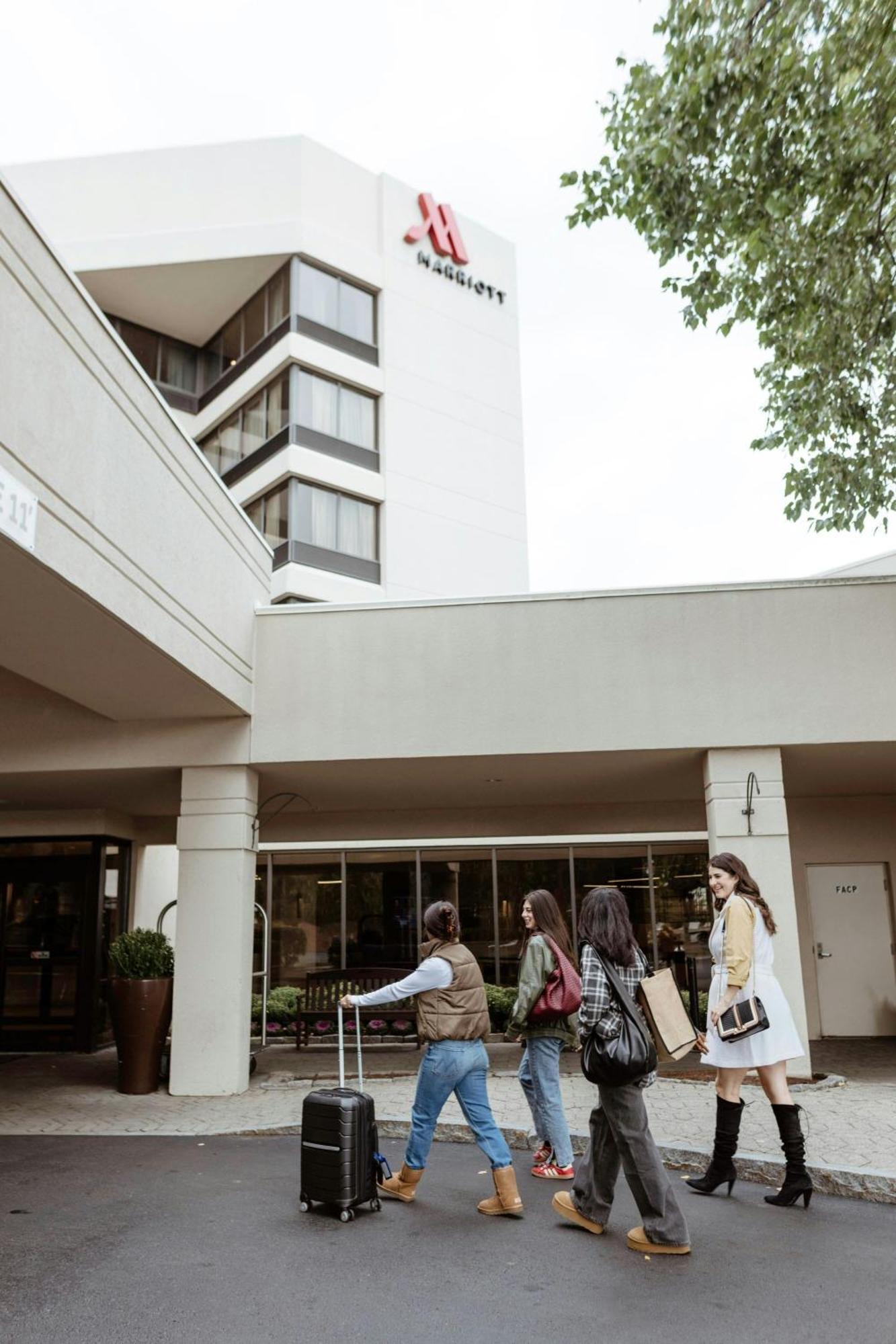 Отель Boston Marriott Пибоди Экстерьер фото