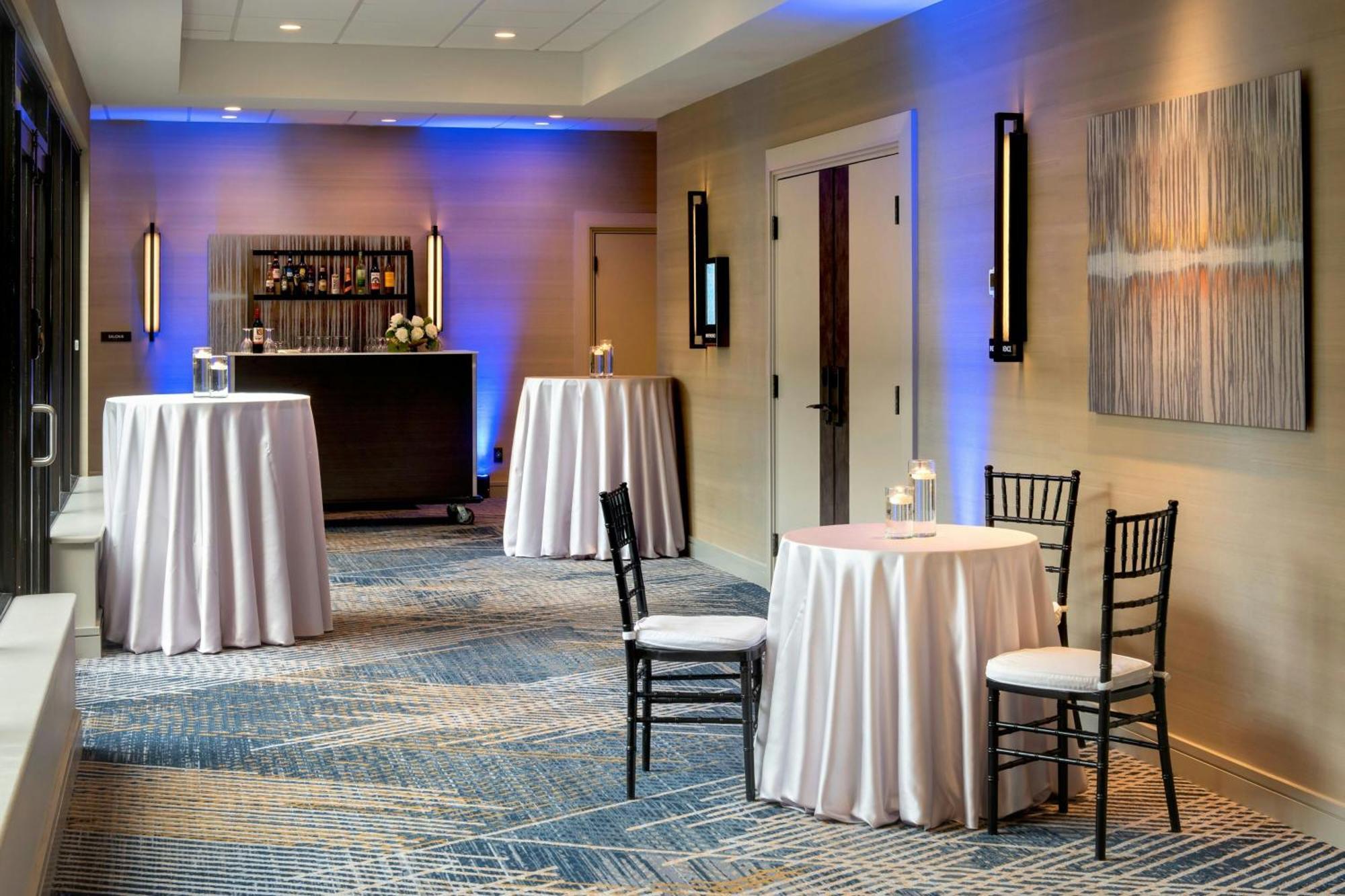 Отель Boston Marriott Пибоди Экстерьер фото